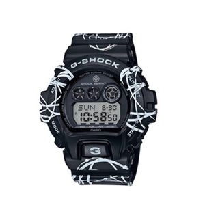 CASIO G-SHOCK X FUTURA WATCH
BLACK & WHITE